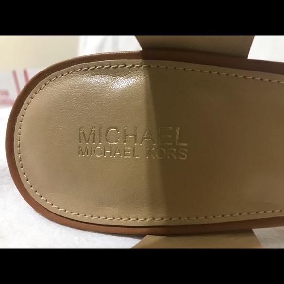 MICHAEL KORS
Berkley T-Strap Platform  Sandals - Picture 8 of 10